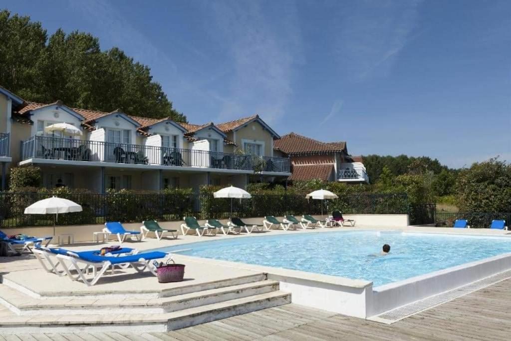 Appartement Au Calme Face Au Lac Марсьяк Экстерьер фото